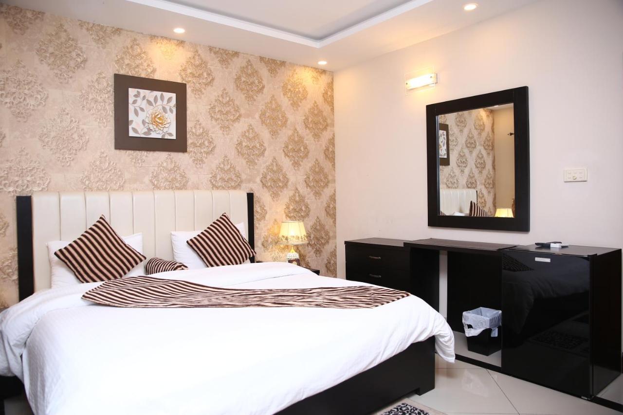 فندق Safari Club 3 Bahria Town راوالبيندي المظهر الخارجي الصورة
