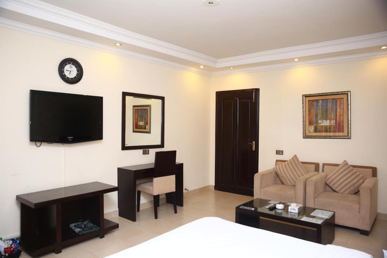 فندق Safari Club 3 Bahria Town راوالبيندي المظهر الخارجي الصورة